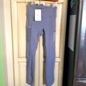 Fabletics size small grey motion 365